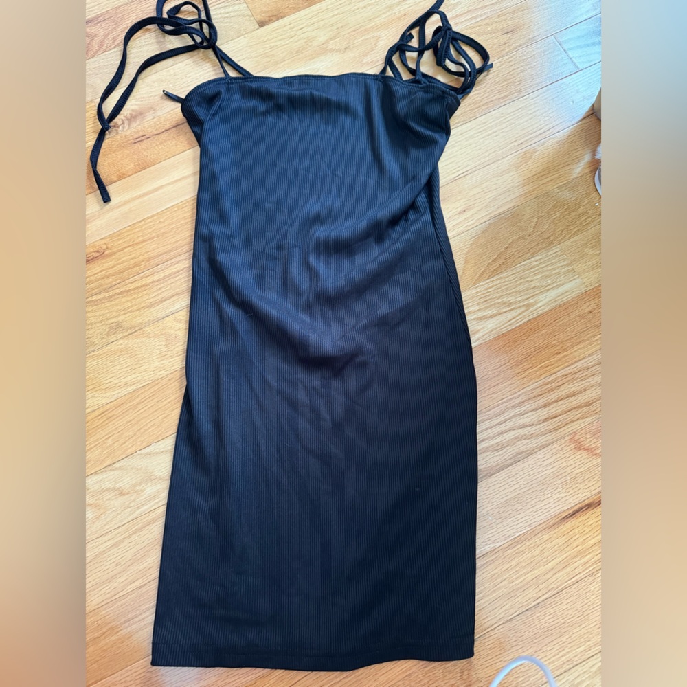 black dress size xs